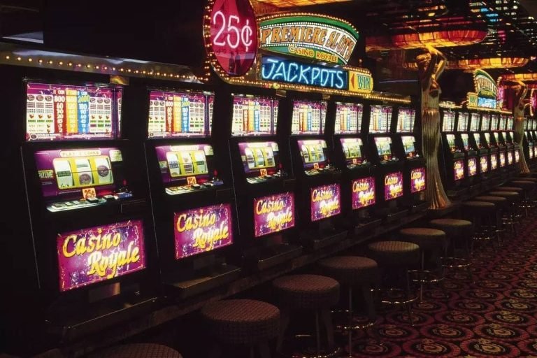 mdl97 ငွေသွင်း – KBZPay ဖြင့် Online Gaming Account ထဲသို့ MMK Deposit ပြုလုပ်နေသောမြင်ကွင်း